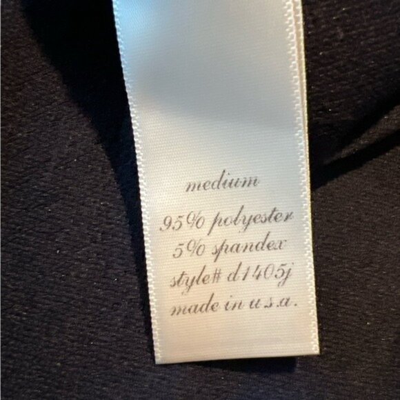 Francesca’s Coralie SCALLOPED DRESS Size M Navy Blue - Picture 6 of 6